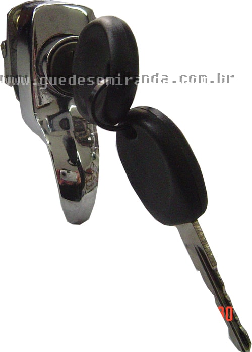 Maçaneta Tampa do Motor Fusca 1967 / 
 1996 - Cromada *Atemis