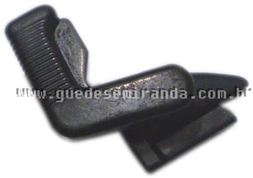 Trinco do Quebra Vento Chevette / Marajó 1982 em diante - PRETO