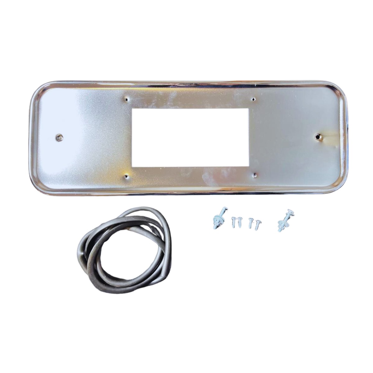 MOLDURA DE PLACA KOMBI TRASEIRA (3)