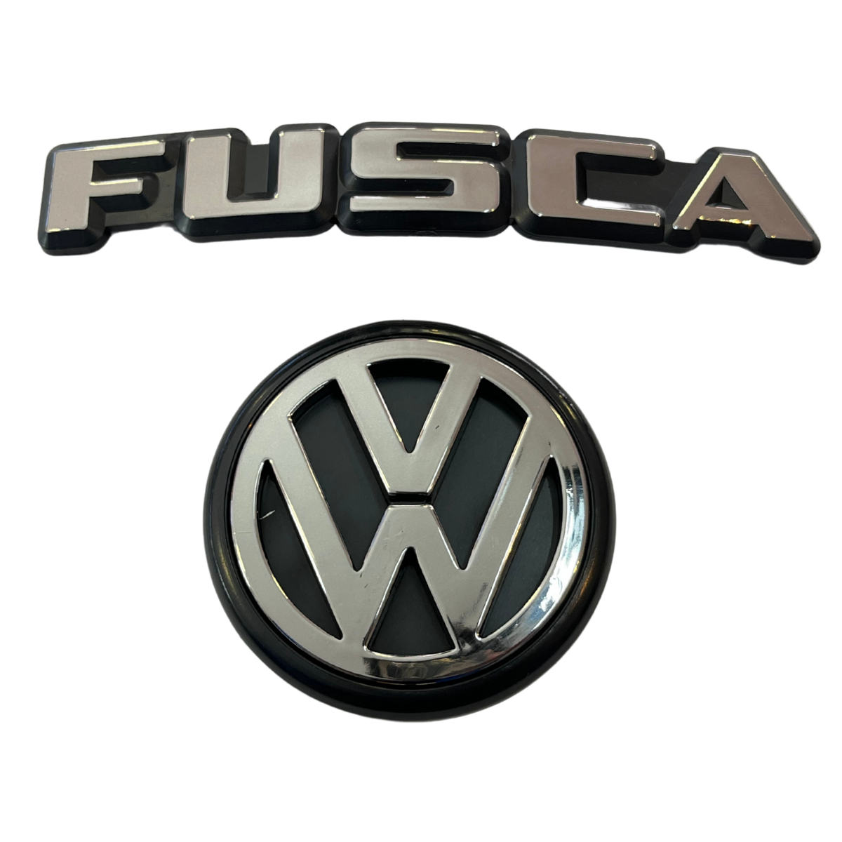 Emblema Fusca e Símbolo VW tampa traseira motor Itamar