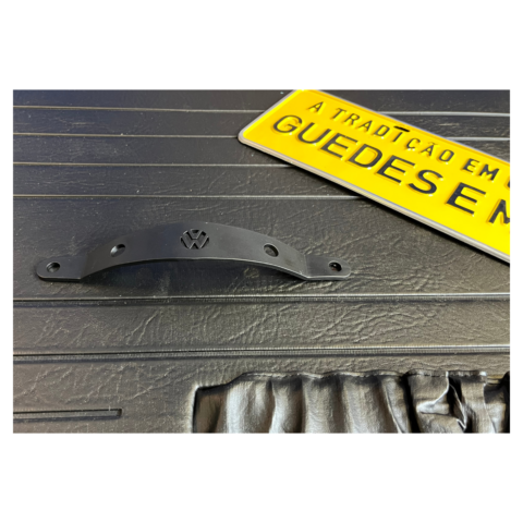 PUXADOR PORTA METAL PRETO COM LOGO NA FORRAÇÃO (6)