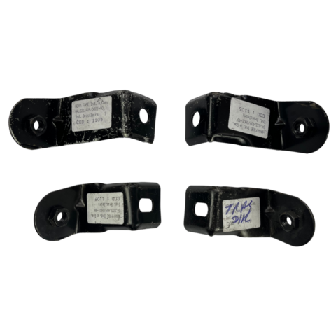 SUPORTE PARACHOQUE CARAVAN 75A79